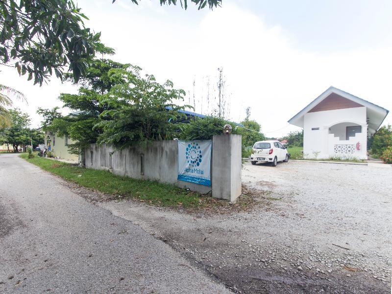 Alpha Motel Pantai Cenang  Dış mekan fotoğraf